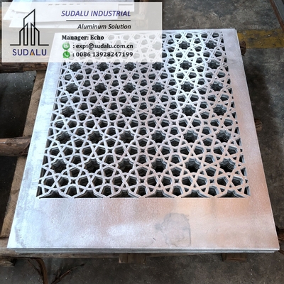 China SUDALU Aluminum Perforated Sheet Decorative Geometrical Pattern Aluminum Laser Cutting Panel supplier